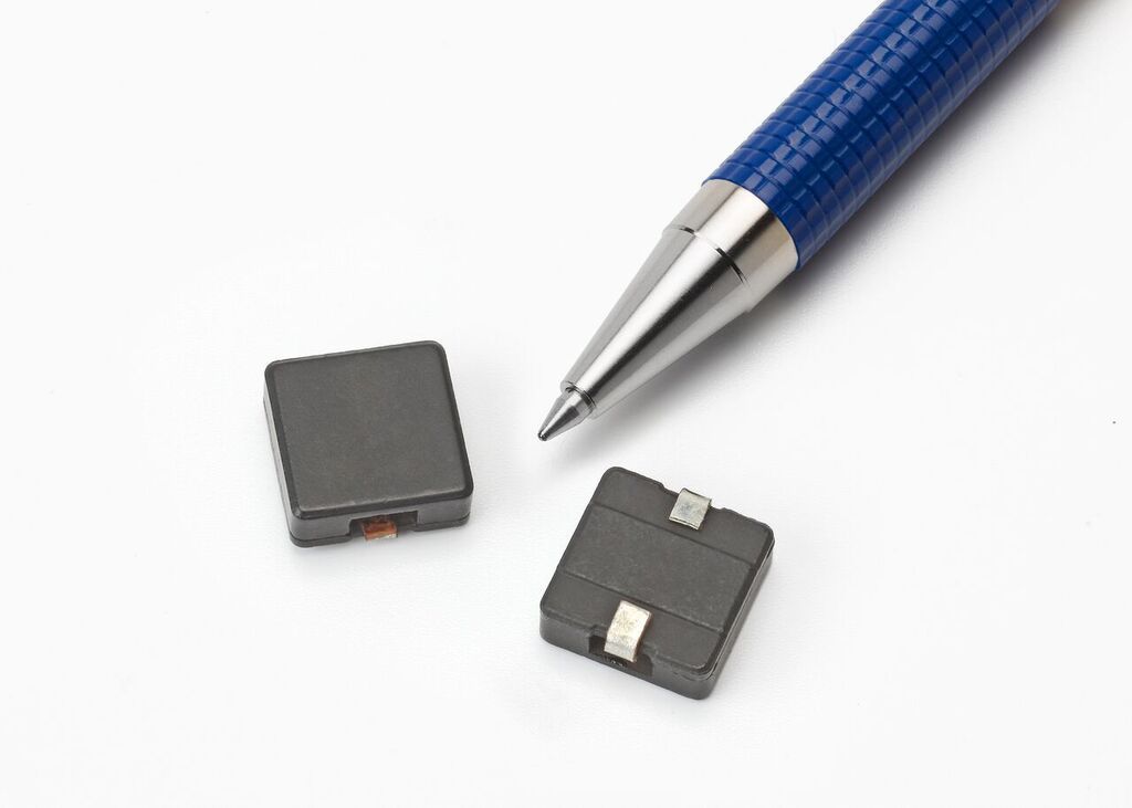 SMD Power Inductor 200nH 35.8A 0.67mR Ferrite T/R