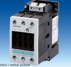 1 pc(s) 3RT1035-1AP00 Siemens 3 makers 18.5 kW 230