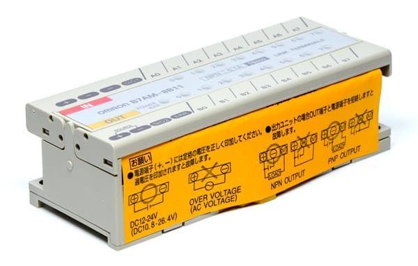 I/O MODULE 8 DIGITAL 8 SS 12-24V