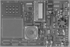 KEYPAD, 4X4, FOR AXIOM HC11 / HC12 DEV BOARDS; Accessory Type:Keypad; For Use With:Axiom Development Boards; Features:4x4 Keypad; Interface Type:Serial; Supported Devices:MC9S12DP512 ;RoHS Compliant: No