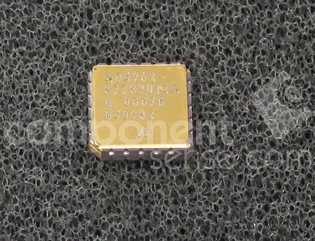 Voltage-output 8-bit digital-to-analog converter, including output amplifier, full microprocessor interface and precision