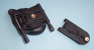 GARMIN   010-10427-00   AUTOMOTIVE BRACKET