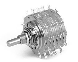 Switch, Rotary, 1A, 125V; No. Of Switch Positions:16 Position; No. Of Poles:-; Angle Of Throw:-; Contact Current Ac Max:500Ma; Contact Voltage Ac Max:125V; Product Range:c7 Series; Illumination:non Illuminated Rohs Compliant: Yes