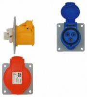 16A 110V 2P+E PNL SKT STR