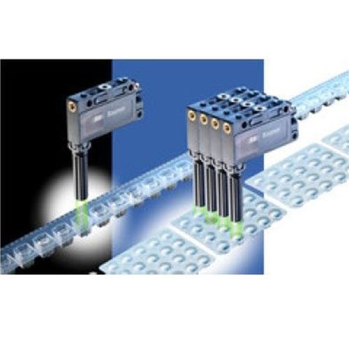 UNCK 09U6914/D1 - Baumer Ultrasonic Distance Measuring Sensor with beam columnator