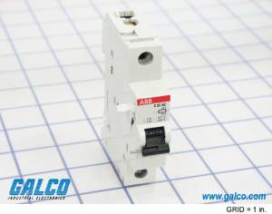 110-415 VAC, 110-250 VDC shunt trip designed to be field mounted on the right side