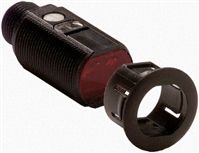 Omron Diffuse Photoelectric Sensor 1 m Detection Range PNP Barrel Style IP69K