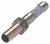 ifm electronic Diffuse Photoelectric Sensor 1  200 mm Detection Range PNP Barrel Style IP65