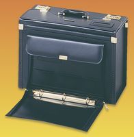 CUSTOM CASES         9405             MERCHANDISING CASE, PILOT STYLE