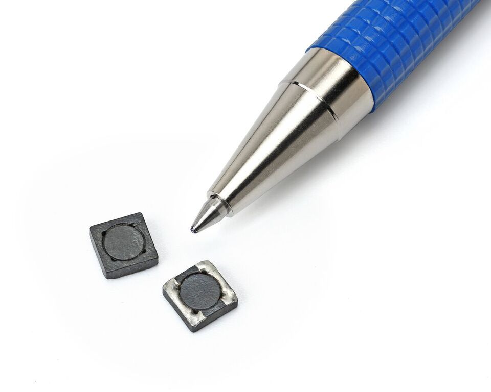 SMD Shielded Power Inductor 3.3uH 2.17A 20% Ferrite