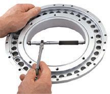 INTERNAL MICROMETER, 1.5IN TO 12IN; Measuring Range Max:12; Graduations:0.001; Accuracy:-; No. of Anvils:2; Product Range:-; Micrometer Range:1.5-12; No. of Rods:8; Resolution:0.001 ;RoHS Compliant: NA