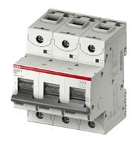 CROUSE-HINDS         STG 5            1 1/2" Ground Hub -- NEMA 2, 3, 3R, 4, 4X and 16