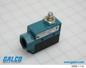 SPDT Limit Switch, 15A 600VAC, Roller Plunger, Screw Mount