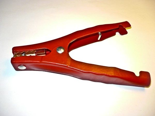 BATT CLIP STEEL NON-INSUL 200A