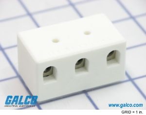 3 Pos 300V 76A Screw Terminal Block, Right Angle, Panel Mount